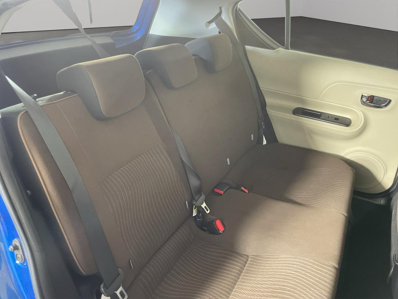 2014 Toyota Aqua G Hatchback REVERSING CAMERA + PUSH START + AUTO LIGHTS