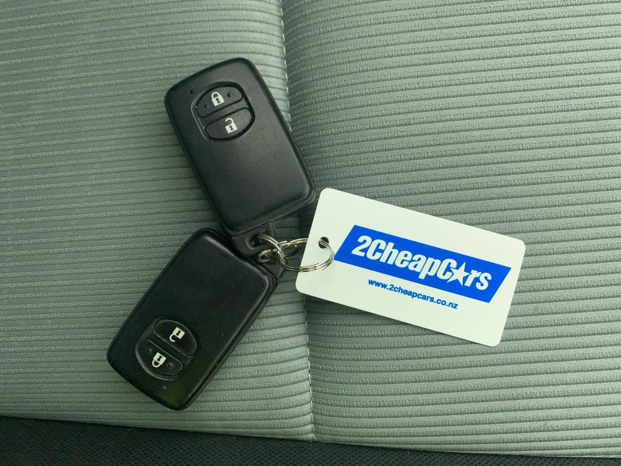 2013 Toyota Aqua G Hatchback REVESING CAMERA + PUSH SRART + AUTO LIGHTS