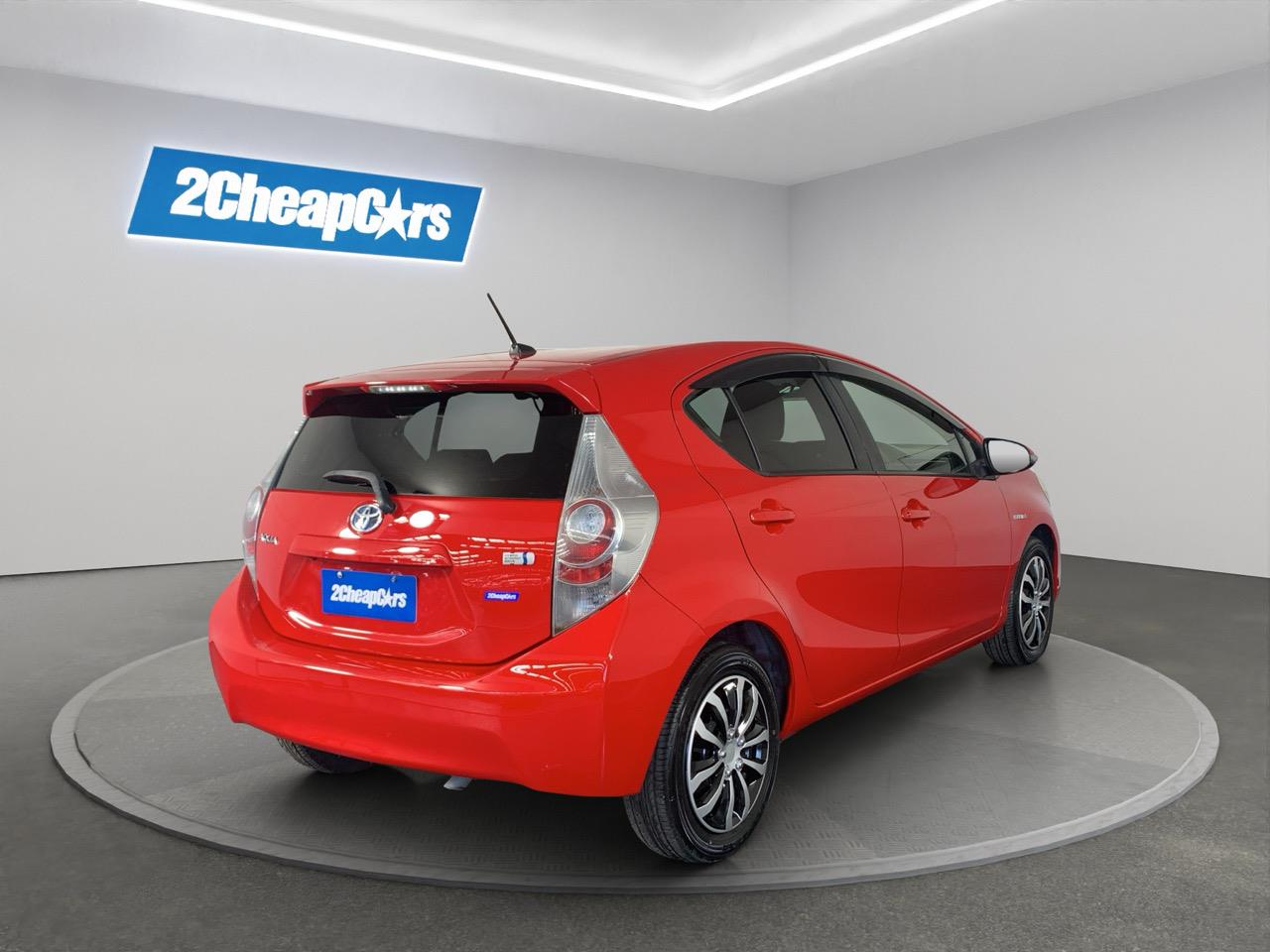 2013 Toyota Aqua G Hatchback REVESING CAMERA + PUSH SRART + AUTO LIGHTS