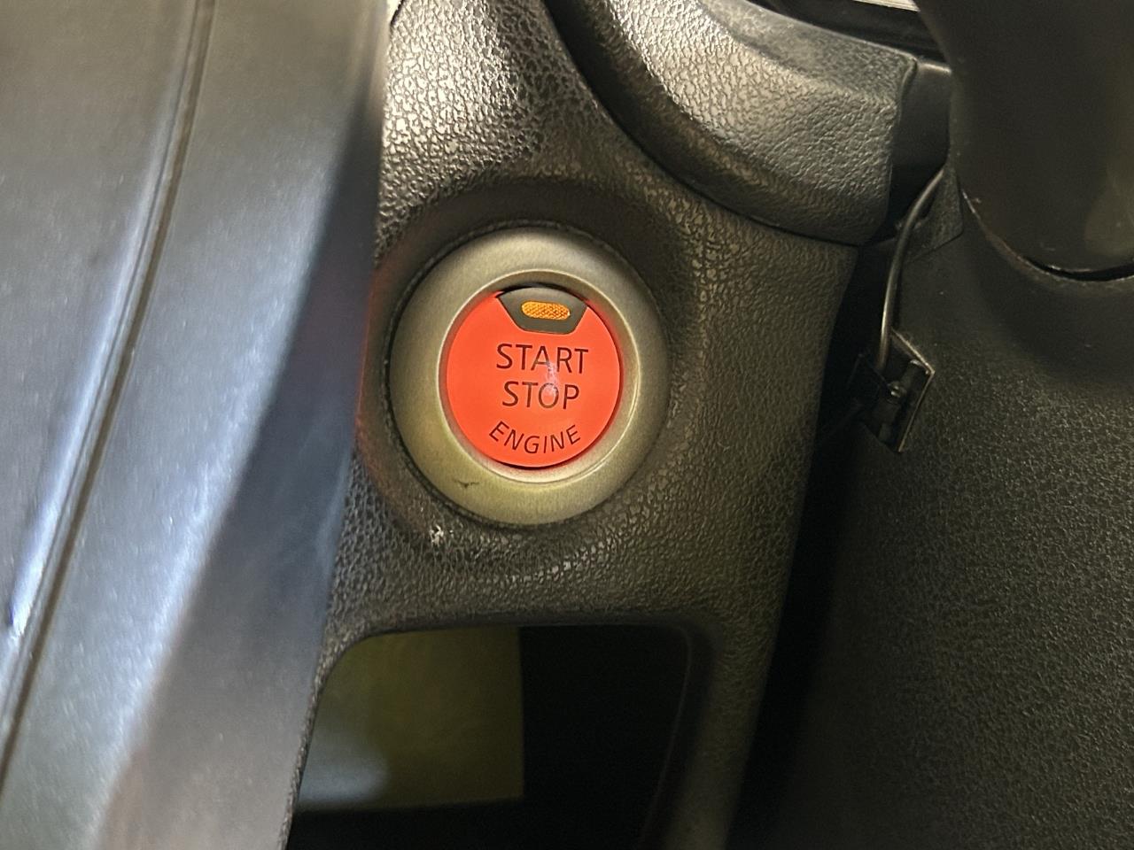 2016 Nissan Note Facelift 1.2 Emergency Brake Package Hatchback LOW KM + SMART KEY + REVERSING CAMERA