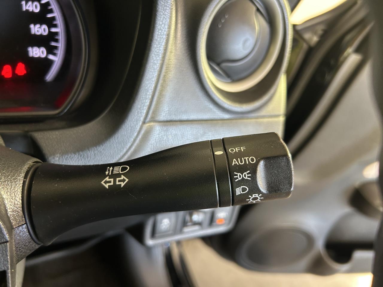 2016 Nissan Note Facelift 1.2 Emergency Brake Package Hatchback LOW KM + SMART KEY + REVERSING CAMERA