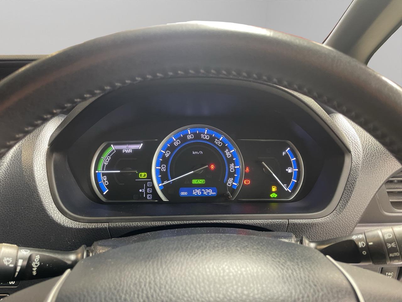 2014 Toyota Noah Hybrid G People Mover HEATED SEATS + REVERSING CAMERA + SMART KEY