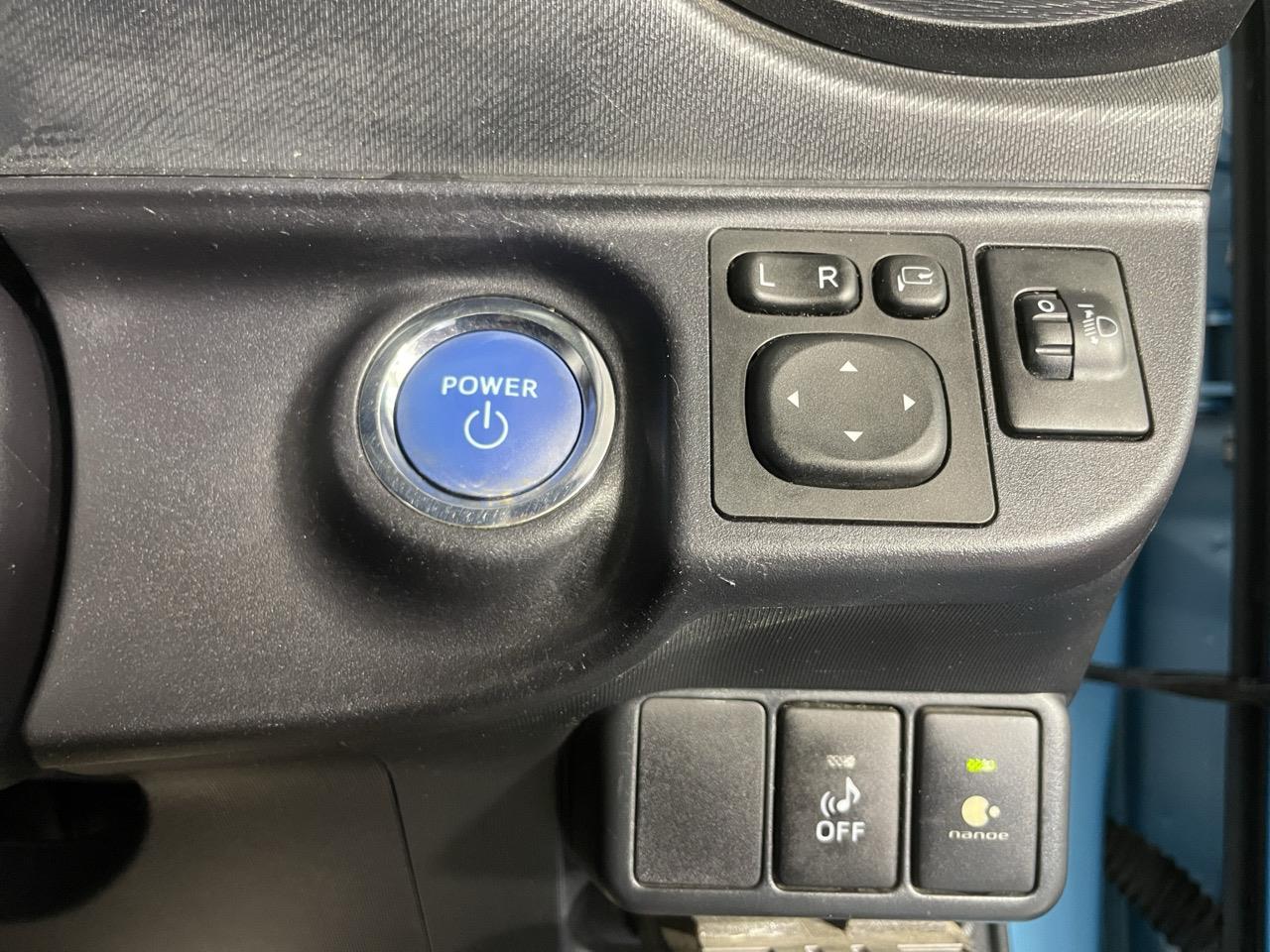 2014 Toyota Aqua S Hatchback REVERSING CAMERA + HEATED SEATS + PUSH START