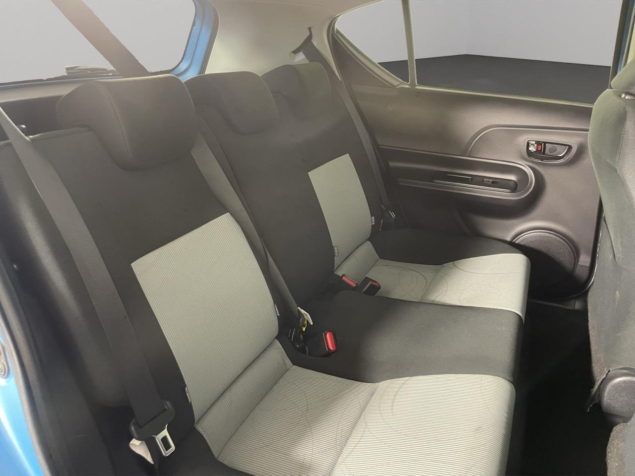 2014 Toyota Aqua S Hatchback REVERSING CAMERA + HEATED SEATS + PUSH START