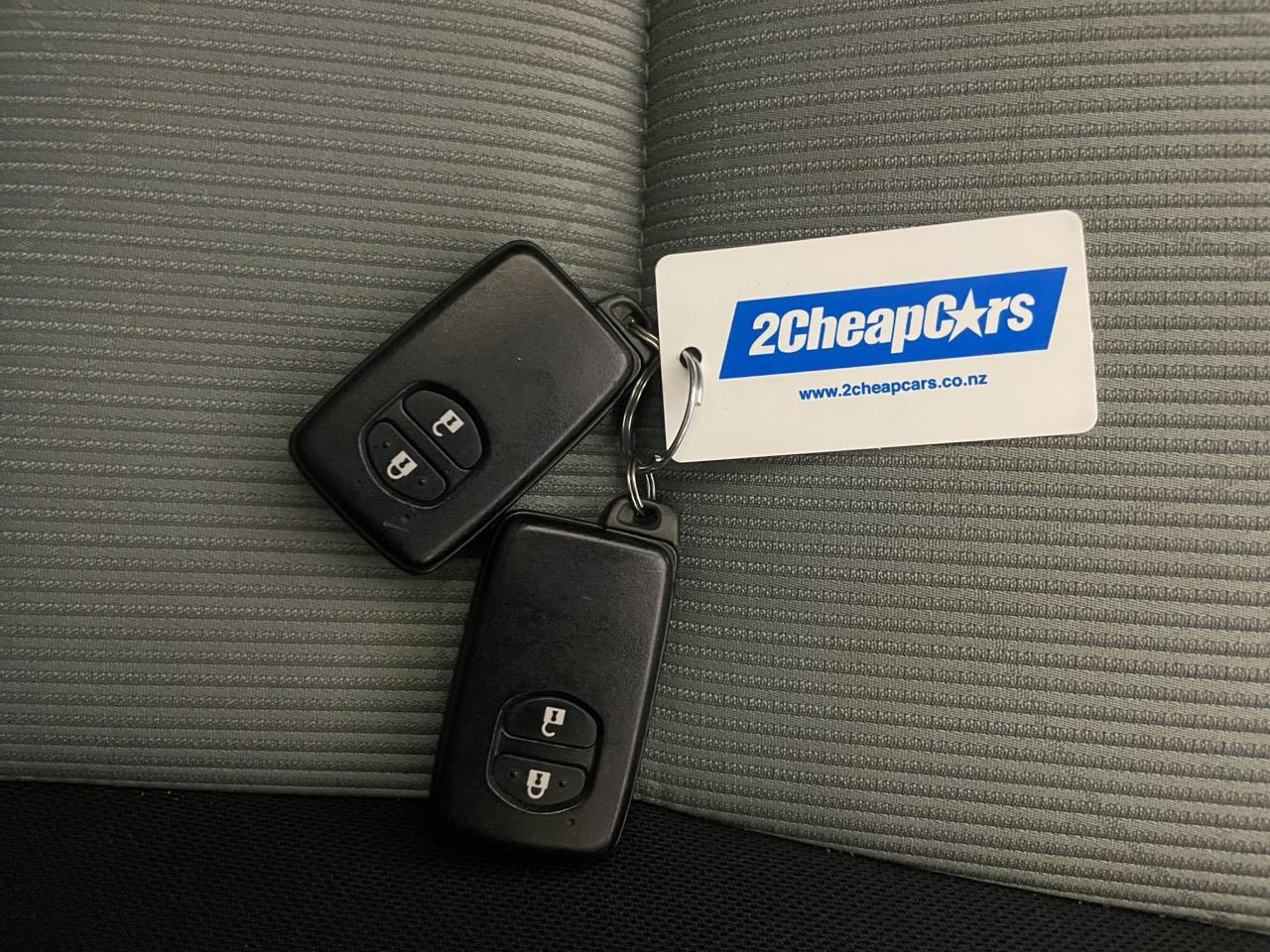 2014 Toyota Aqua S Hatchback REVERSING CAMERA + HEATED SEATS + PUSH START