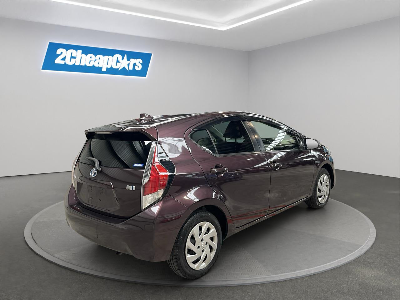 2015 Toyota Aqua Facelift Model S Hatchback PUSH BUTTON START + AUTO LIGHTS + REVERSING CAMERA