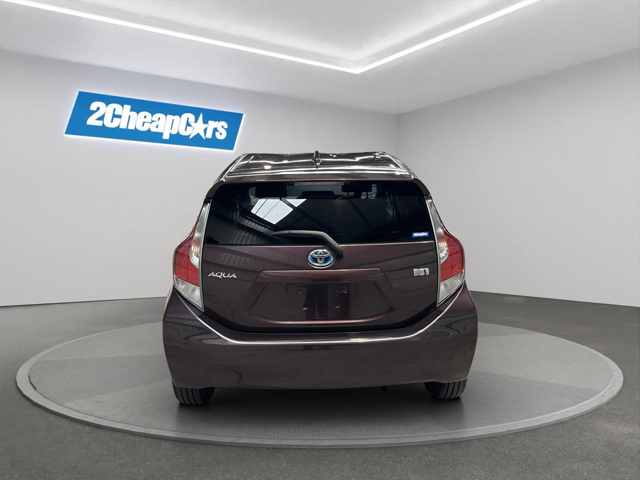 2015 Toyota Aqua Facelift Model S Hatchback PUSH BUTTON START + AUTO LIGHTS + REVERSING CAMERA