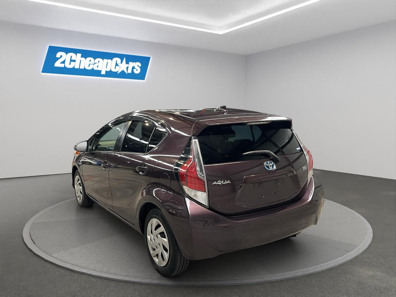 2015 Toyota Aqua Facelift Model S Hatchback PUSH BUTTON START + AUTO LIGHTS + REVERSING CAMERA