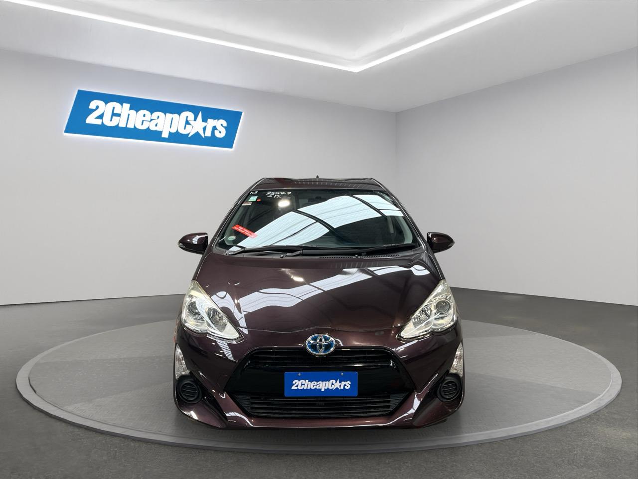 2015 Toyota Aqua Facelift Model S Hatchback PUSH BUTTON START + AUTO LIGHTS + REVERSING CAMERA