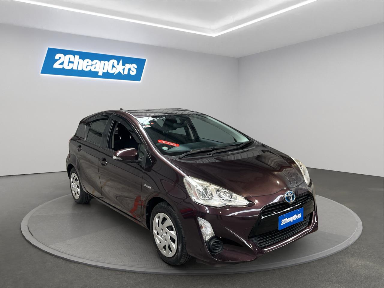 2015 Toyota Aqua Facelift Model S Hatchback PUSH BUTTON START + AUTO LIGHTS + REVERSING CAMERA