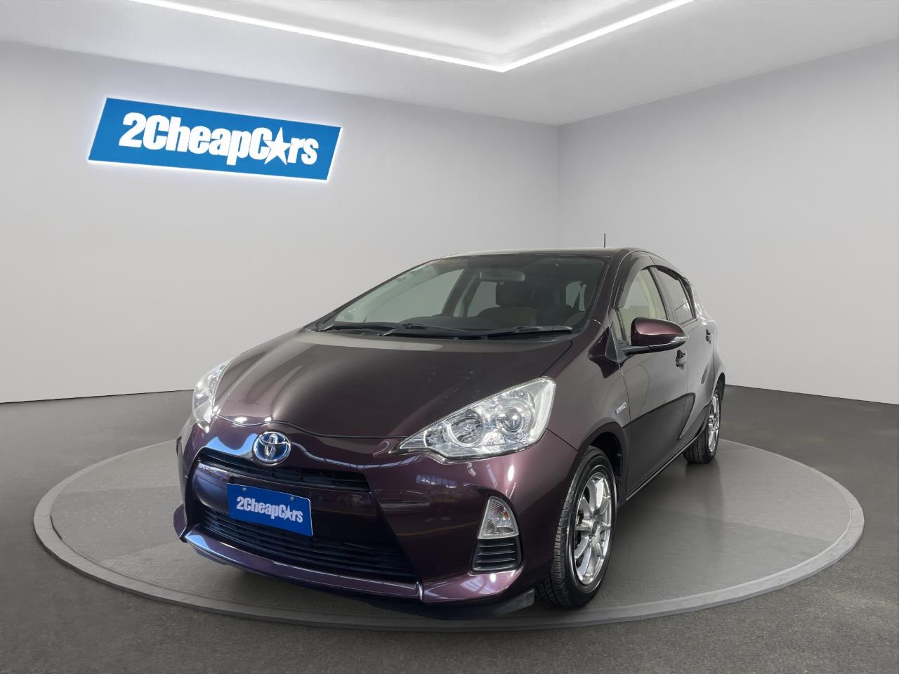 2014 Toyota Aqua G Hatchback