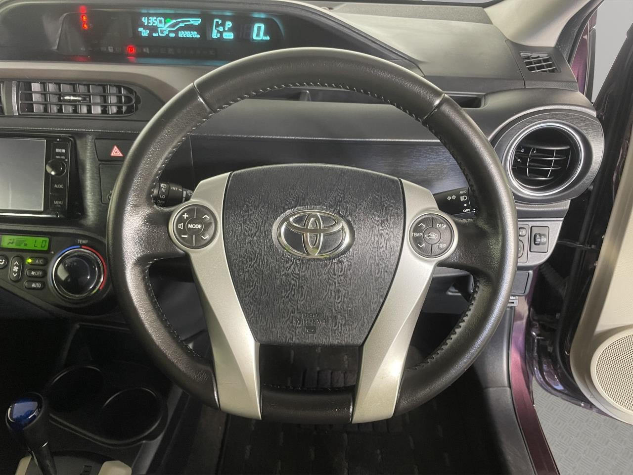 2014 Toyota Aqua G Hatchback SMART KEY + REVERSING CAMERA + AUTO LIGHTS