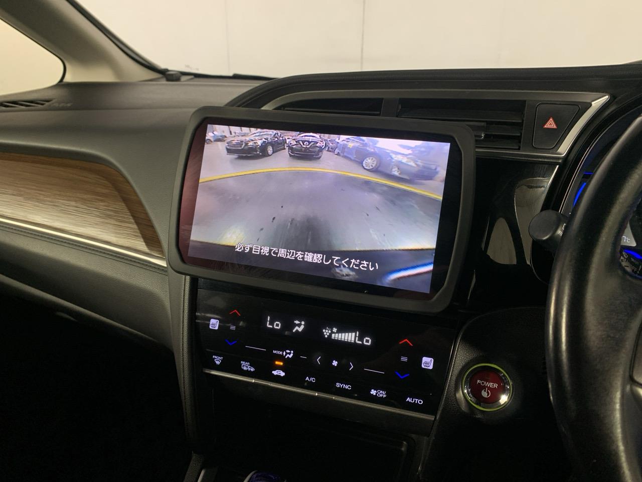 2016 Honda Shuttle HYBRID Station Wagon REVERSING CAMERA + PUSH START + AUTO LIGHTS