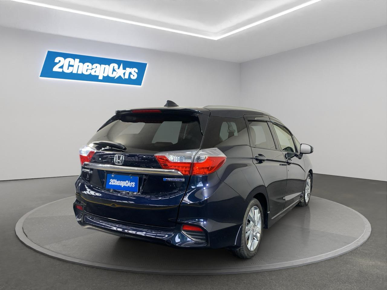 2016 Honda Shuttle HYBRID Station Wagon REVERSING CAMERA + PUSH START + AUTO LIGHTS