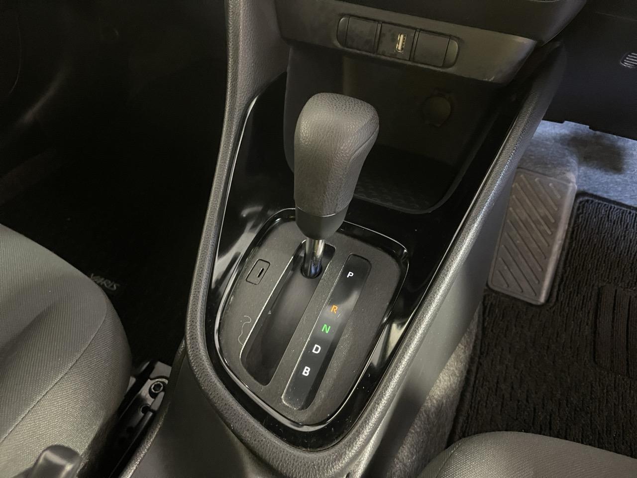 2020 Toyota Yaris Hybrid Late Shape Hatchback NEW SHAPE + REVERSING CAMERA + AUTO LIGHTS