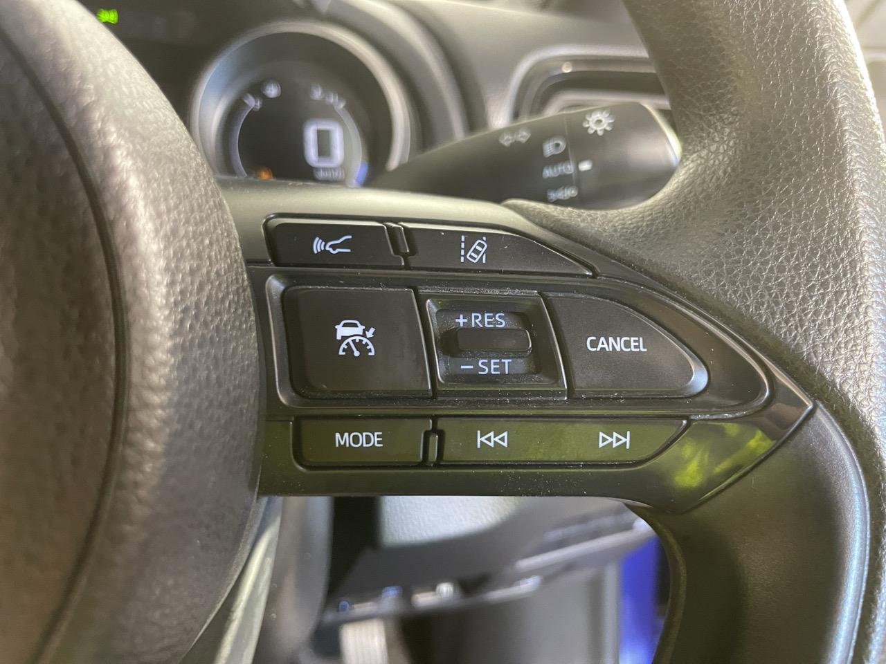 2020 Toyota Yaris Hybrid Late Shape Hatchback NEW SHAPE + REVERSING CAMERA + AUTO LIGHTS