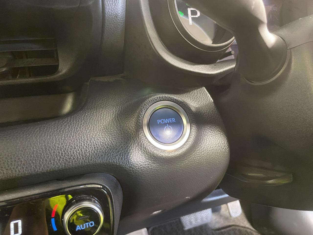 2020 Toyota Yaris Hybrid Late Shape Hatchback NEW SHAPE + REVERSING CAMERA + AUTO LIGHTS