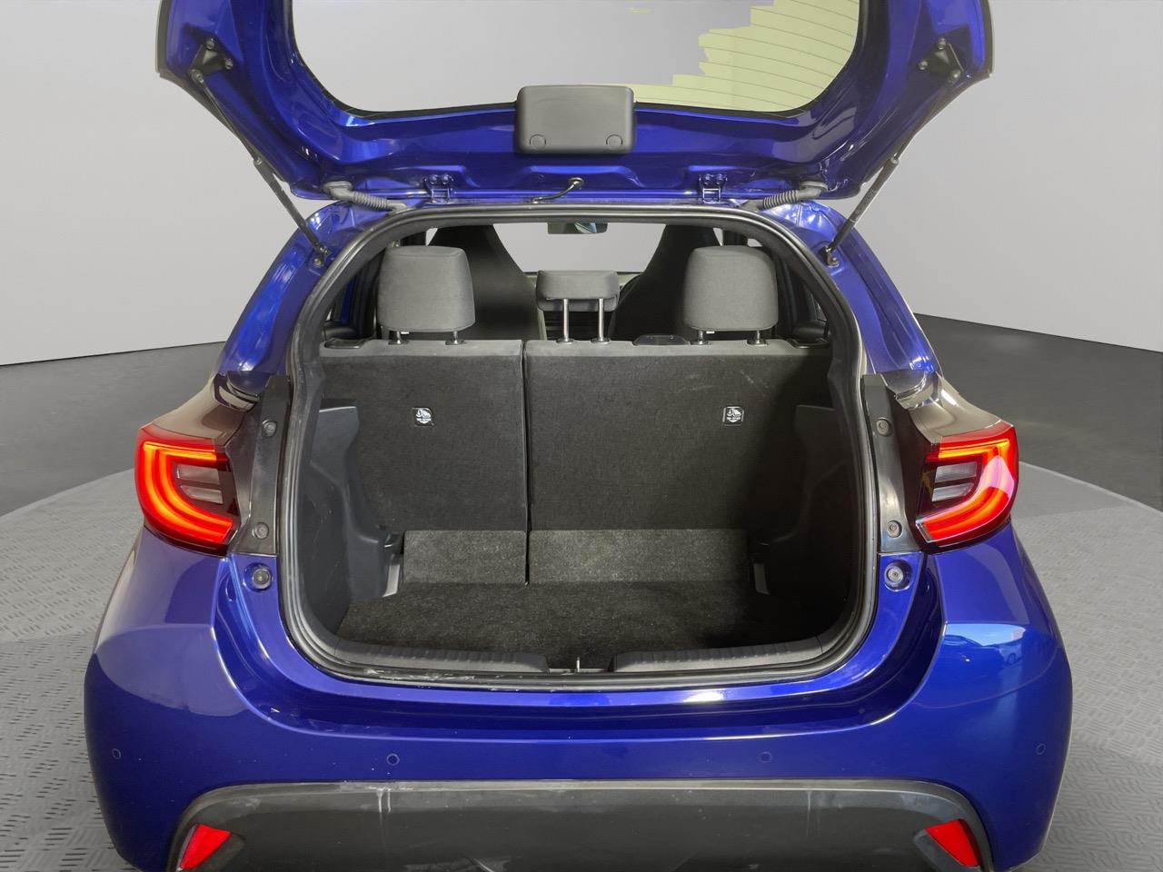 2020 Toyota Yaris Hybrid Late Shape Hatchback NEW SHAPE + REVERSING CAMERA + AUTO LIGHTS