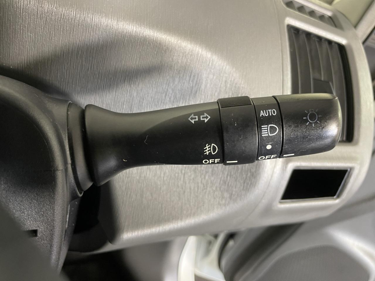 2014 Toyota Prius Alpha S Touring Selection Station Wagon PUSH SRART + AUTO LIGHTS