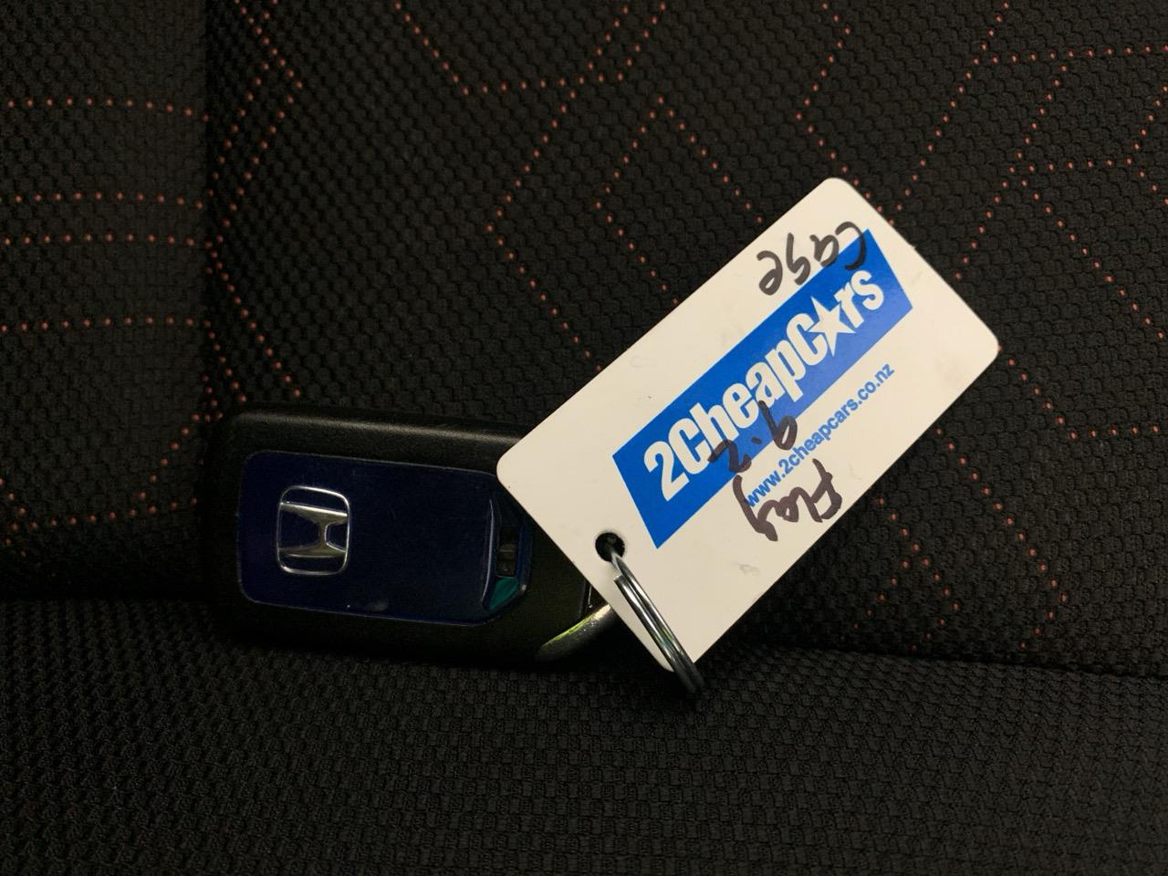 2013 Honda Fit Jazz Hybrid New Shape Hatchback CRUISE CONTROL + PADDLE SHIFT + AUTO LIGHTS