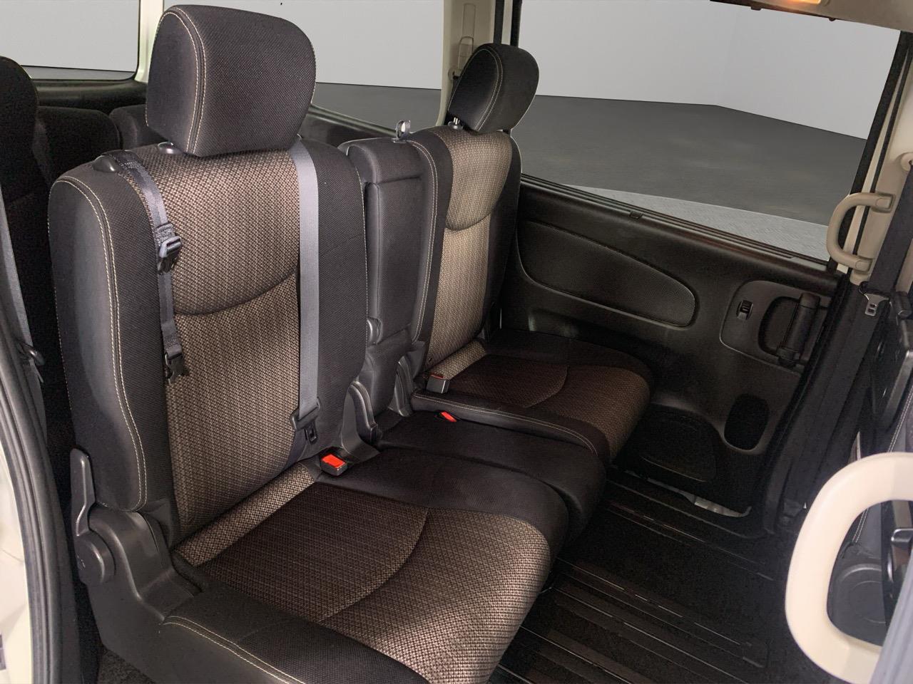 2015 Nissan Serena Hybrid Highway Star People Mover CRUISE CONTROL + POWER SLIDING DOOR + AUTO LIGHTS 