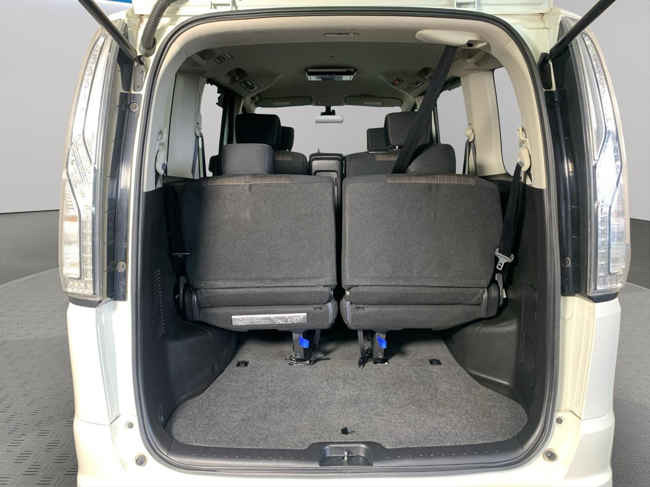 2015 Nissan Serena Hybrid Highway Star People Mover CRUISE CONTROL + POWER SLIDING DOOR + AUTO LIGHTS 