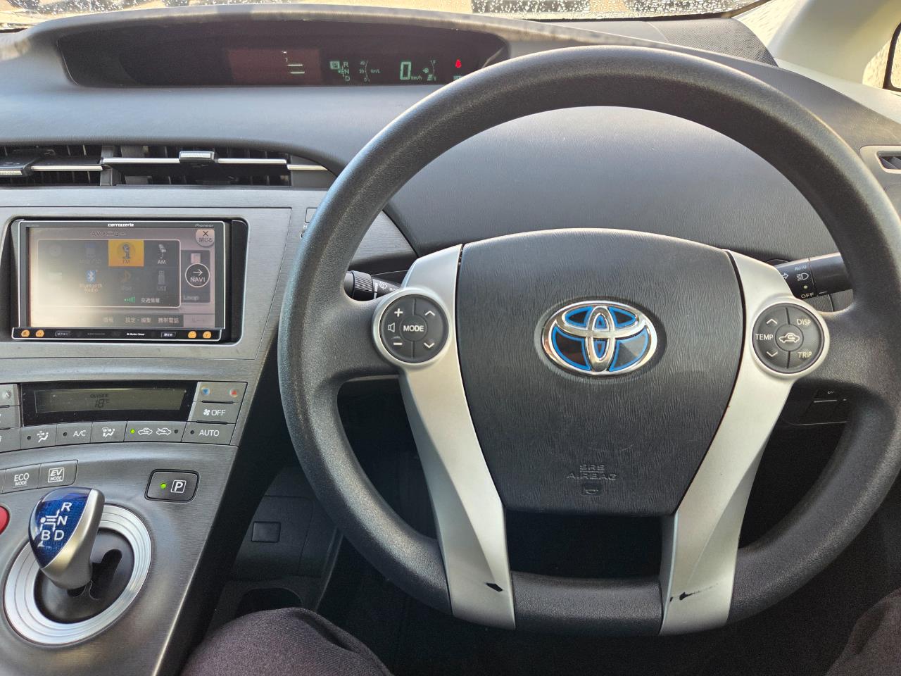 2014 Toyota Prius Hybrid Sedan SMART KEY + REVERSING CAMERA