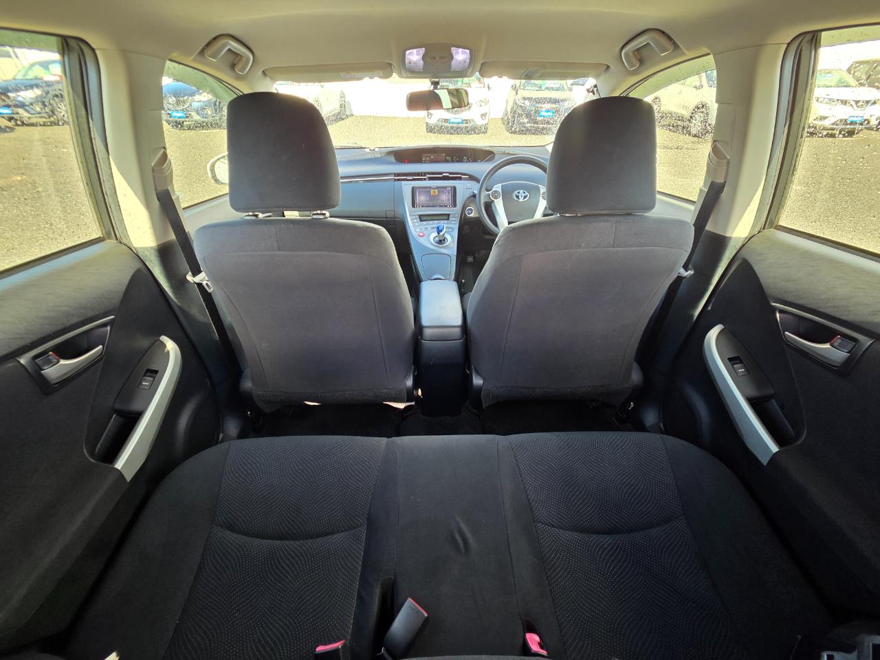 2014 Toyota Prius Hybrid Sedan SMART KEY + REVERSING CAMERA