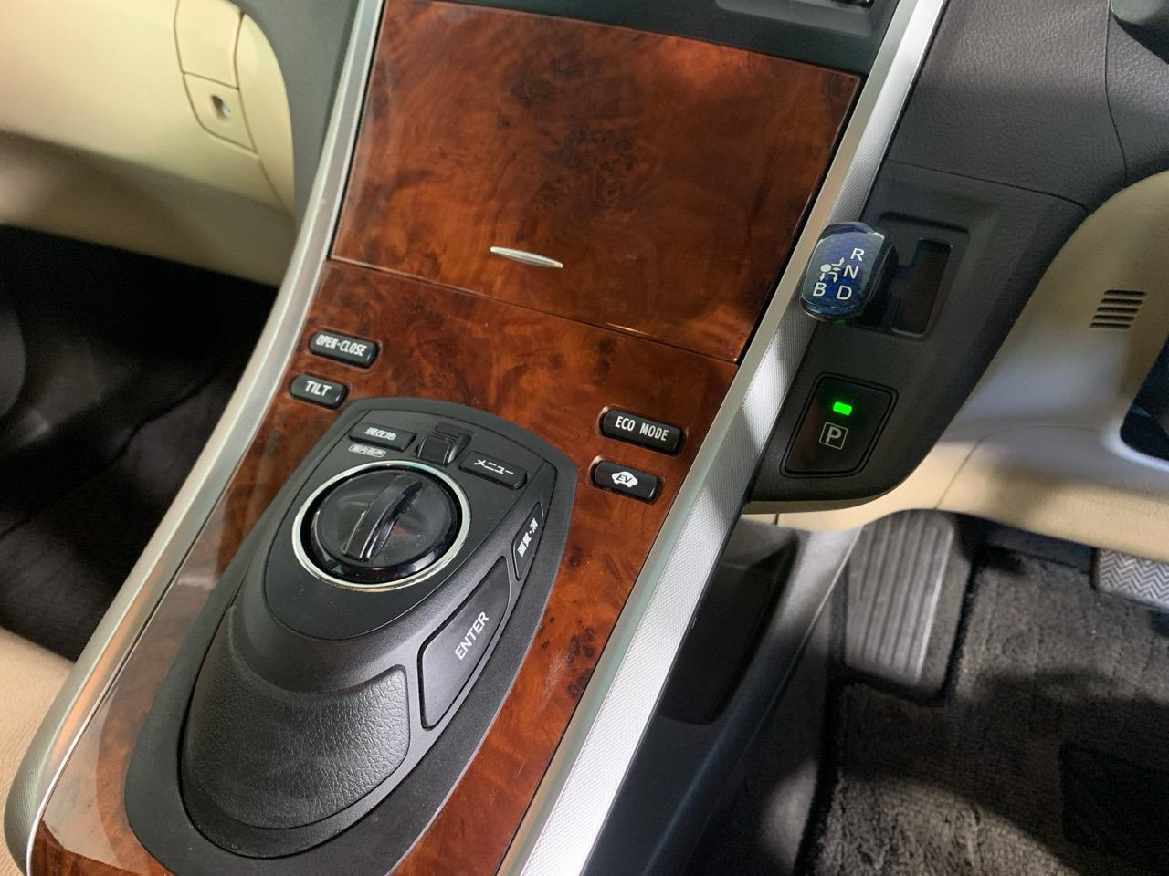 2012 Toyota SAI S Sedan REVERSING CAMERA + CRUISE CONTROL + AUTO LIGHTS