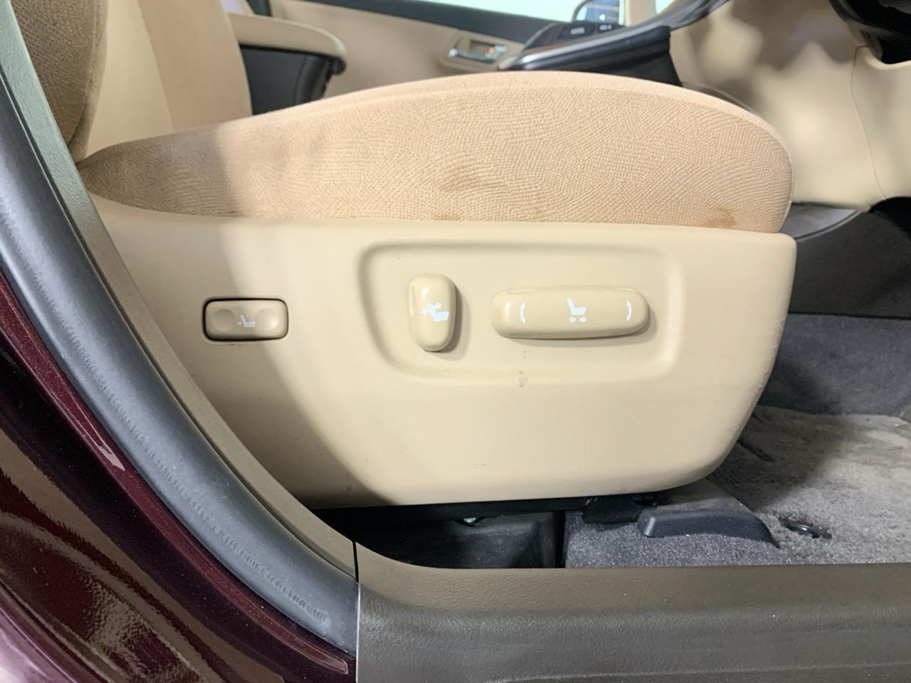 2012 Toyota SAI S Sedan REVERSING CAMERA + CRUISE CONTROL + AUTO LIGHTS