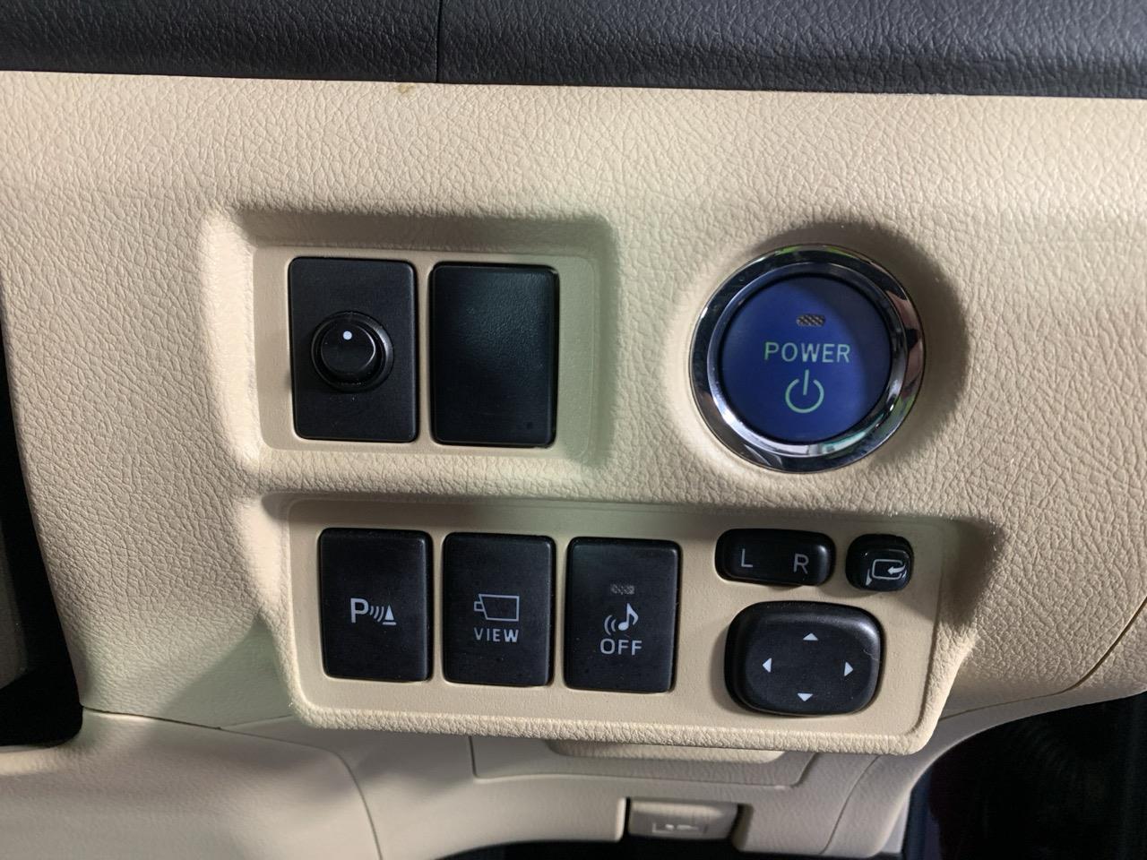 2012 Toyota SAI S Sedan REVERSING CAMERA + CRUISE CONTROL + AUTO LIGHTS