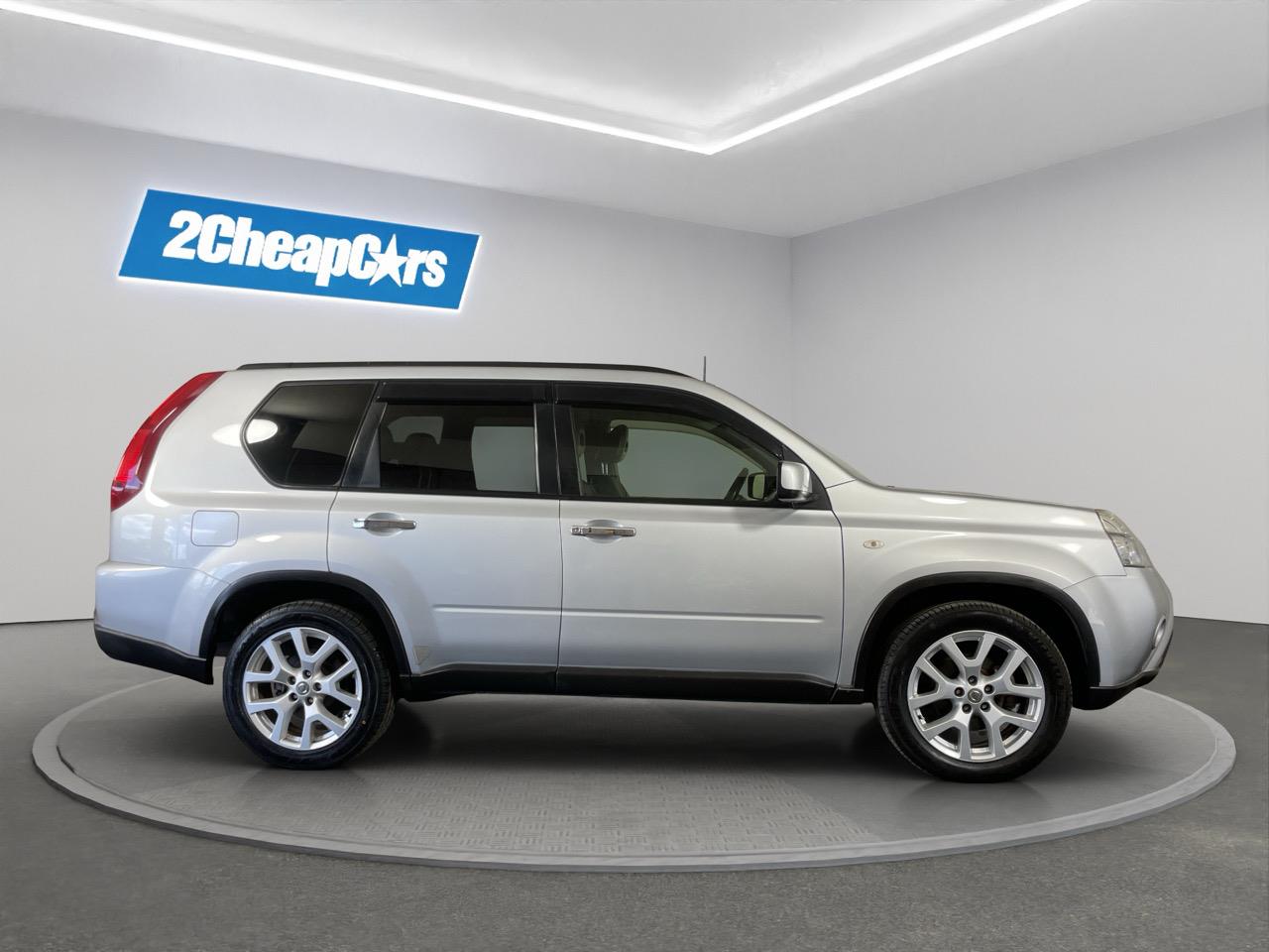 2013 Nissan X-TRAIL 20Xtt 4WD RV/SUV AWD + REVERSING CAMERA + AUTO LIGHT + HEATED SEATS