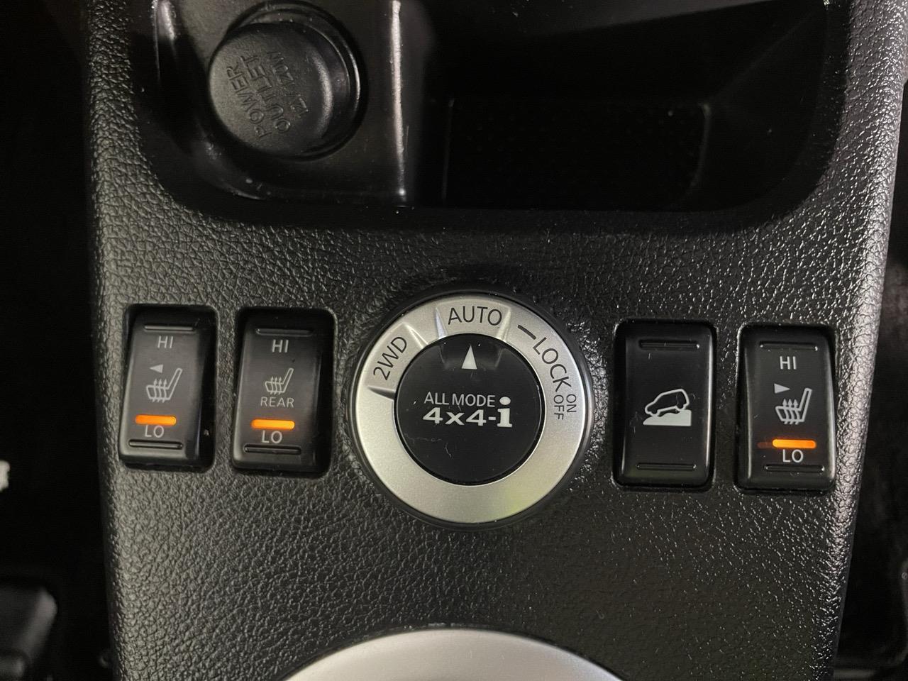 2012 Nissan X-TRAIL 20X 4WD RV/SUV AWD + REVERSING CAMERA + AUTO LIGHTS