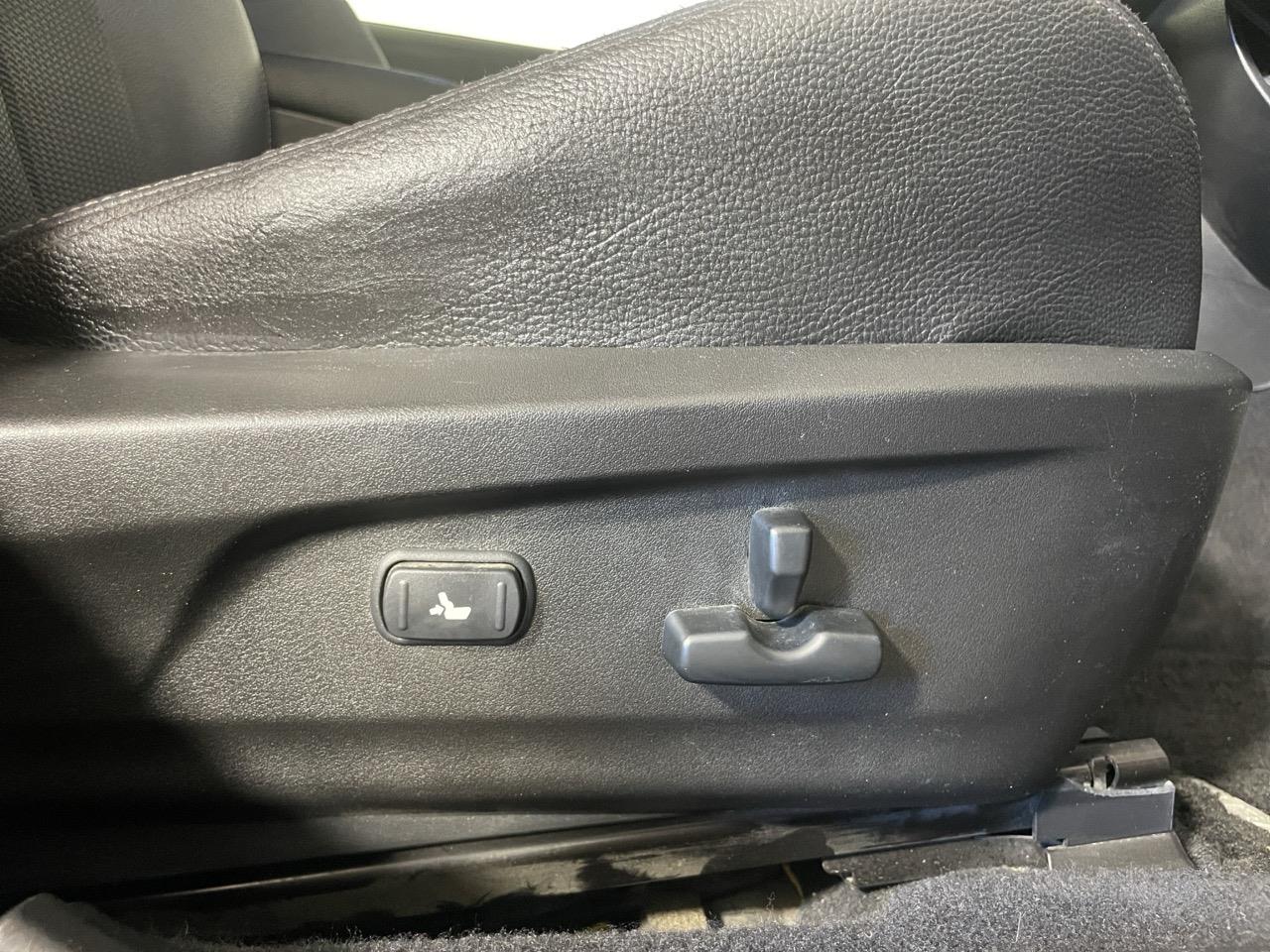 2012 Subaru Outback 2.5i Eyesight Station Wagon AWD + EYE SIGHT SYSTEM + REVERSING CAMERA