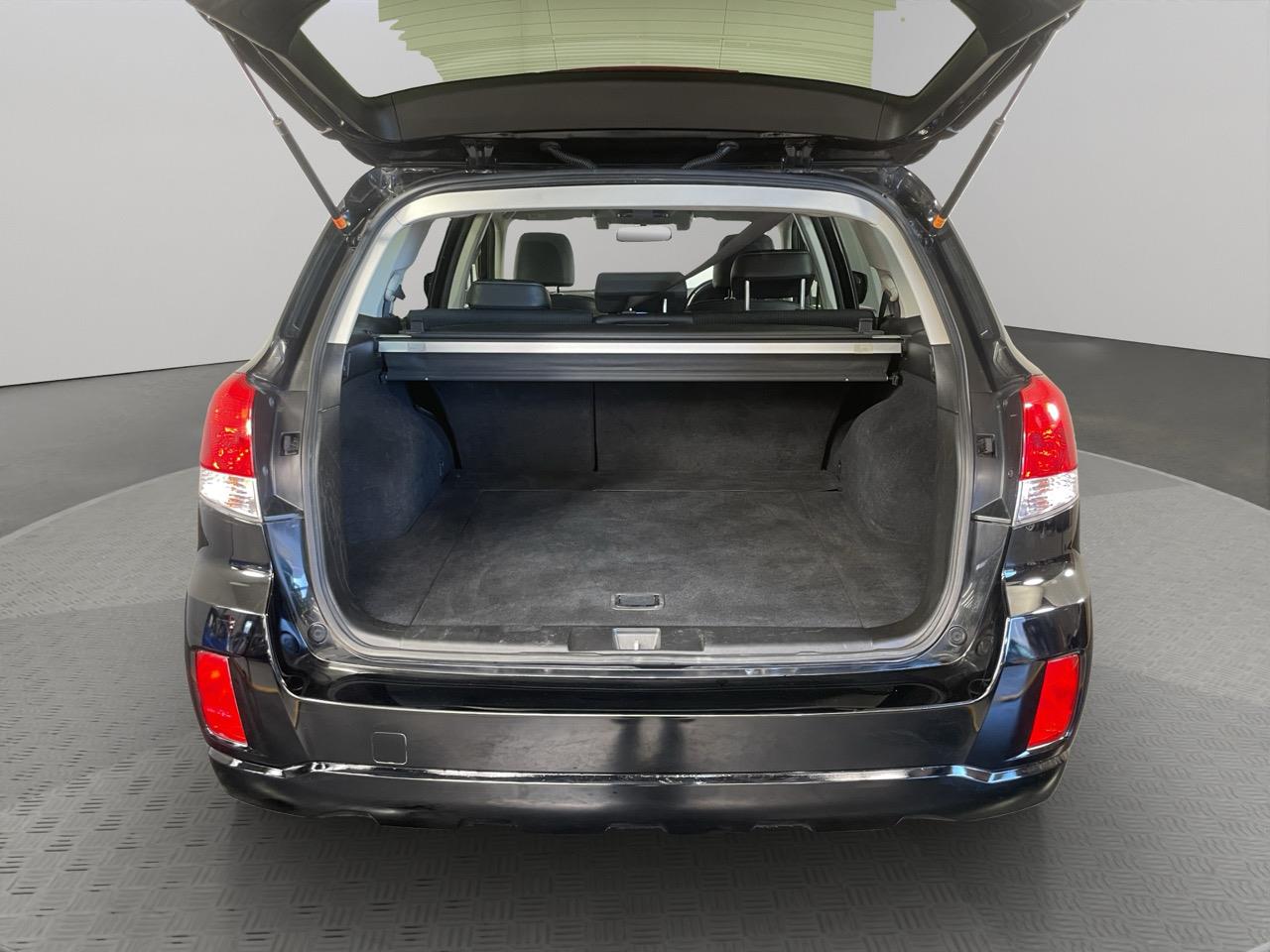 2012 Subaru Outback 2.5i Eyesight Station Wagon AWD + EYE SIGHT SYSTEM + REVERSING CAMERA