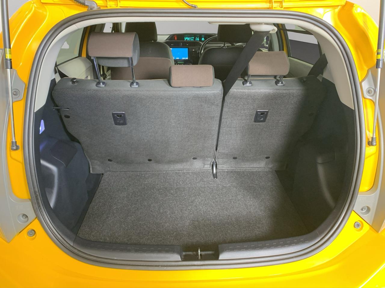 2012 Toyota Aqua S Hatchback PUSH BUTTON START + AUTO LIGHTS