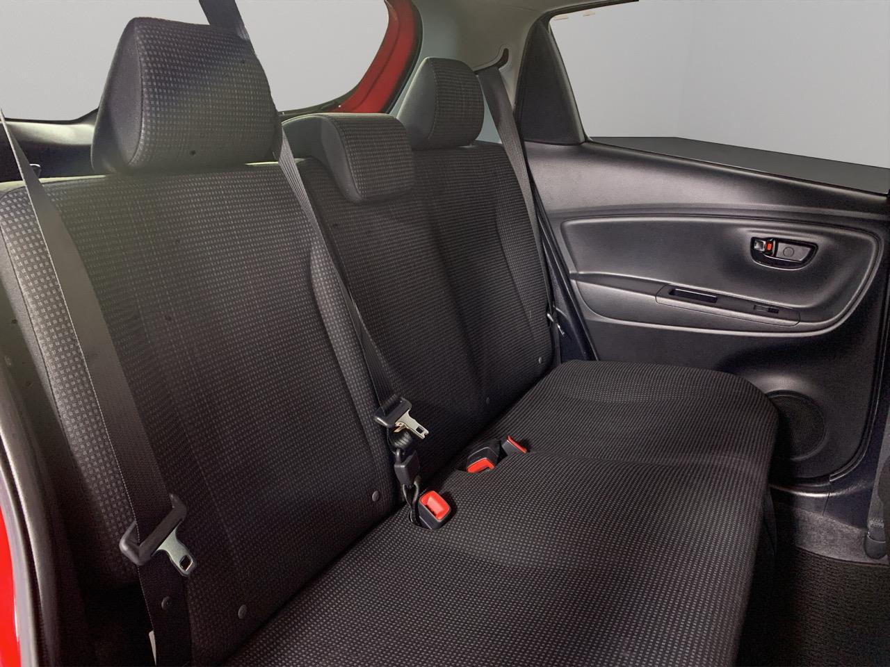 2017 Toyota Vitz Yaris Hybrid F Hatchback SMART KEY + REVERSING CAMERA + AUTO LIGHTS