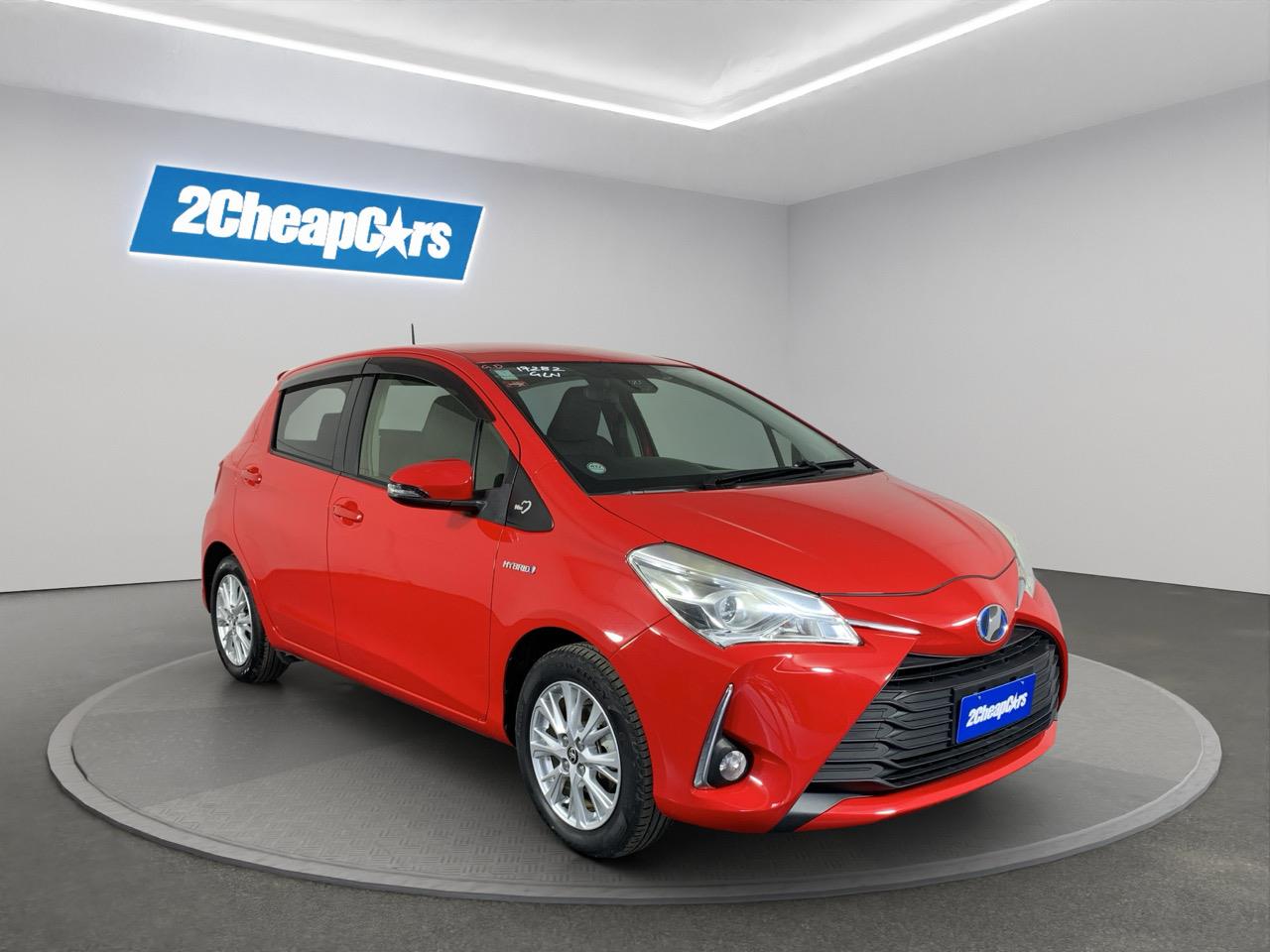 2017 Toyota Vitz Yaris Hybrid F Hatchback SMART KEY + REVERSING CAMERA + AUTO LIGHTS