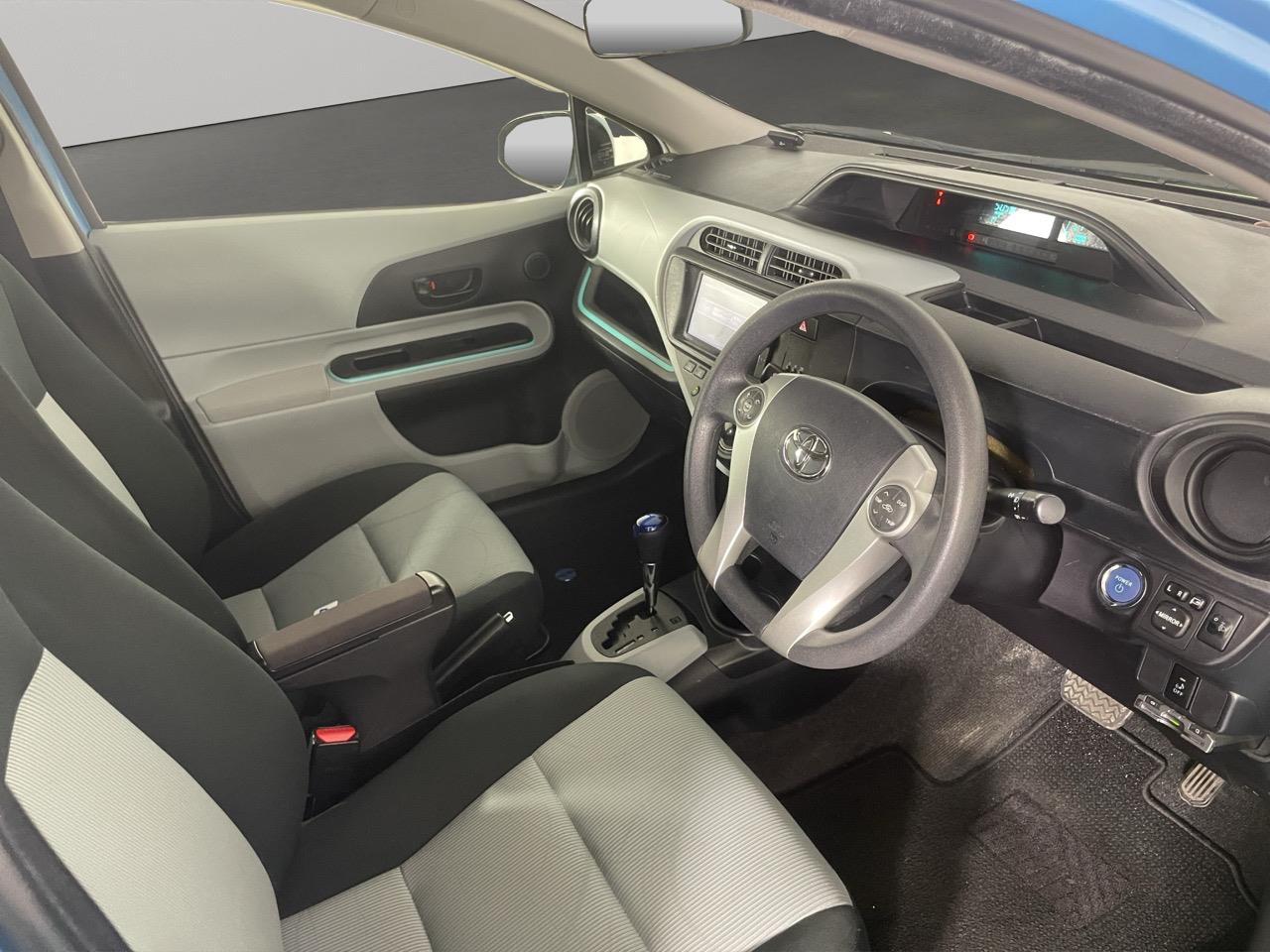 2013 Toyota Aqua S Hatchback REVERSING CAMERA + PARKING SENSORS