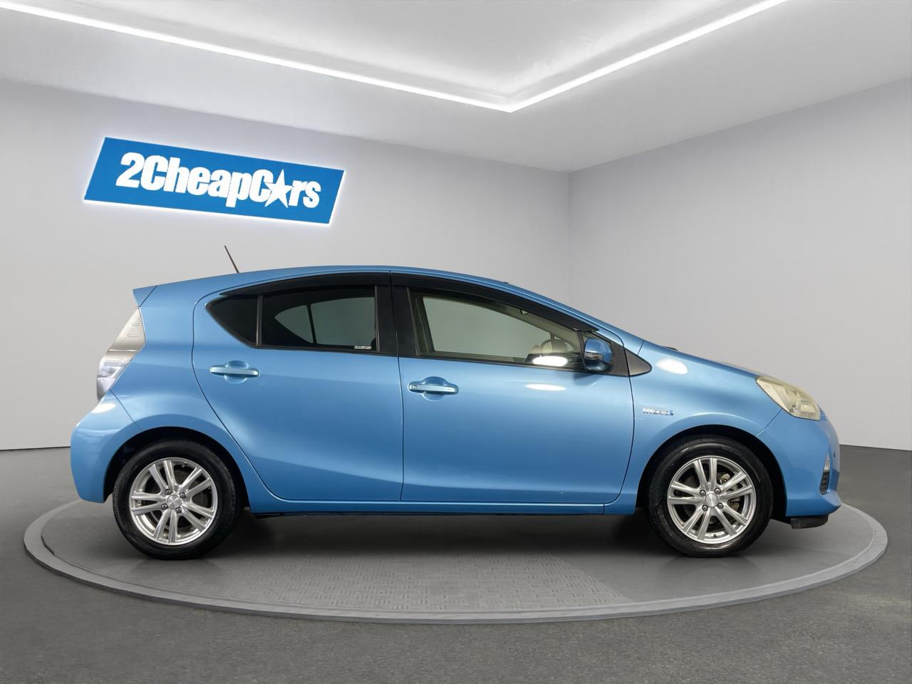 2013 Toyota Aqua S Hatchback REVERSING CAMERA + PARKING SENSORS