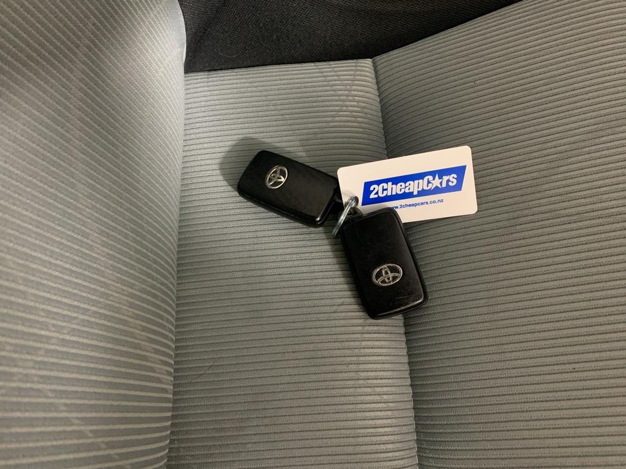 2013 Toyota Aqua S Hatchback PUSH BUTTON START + AUTO LIGHTS