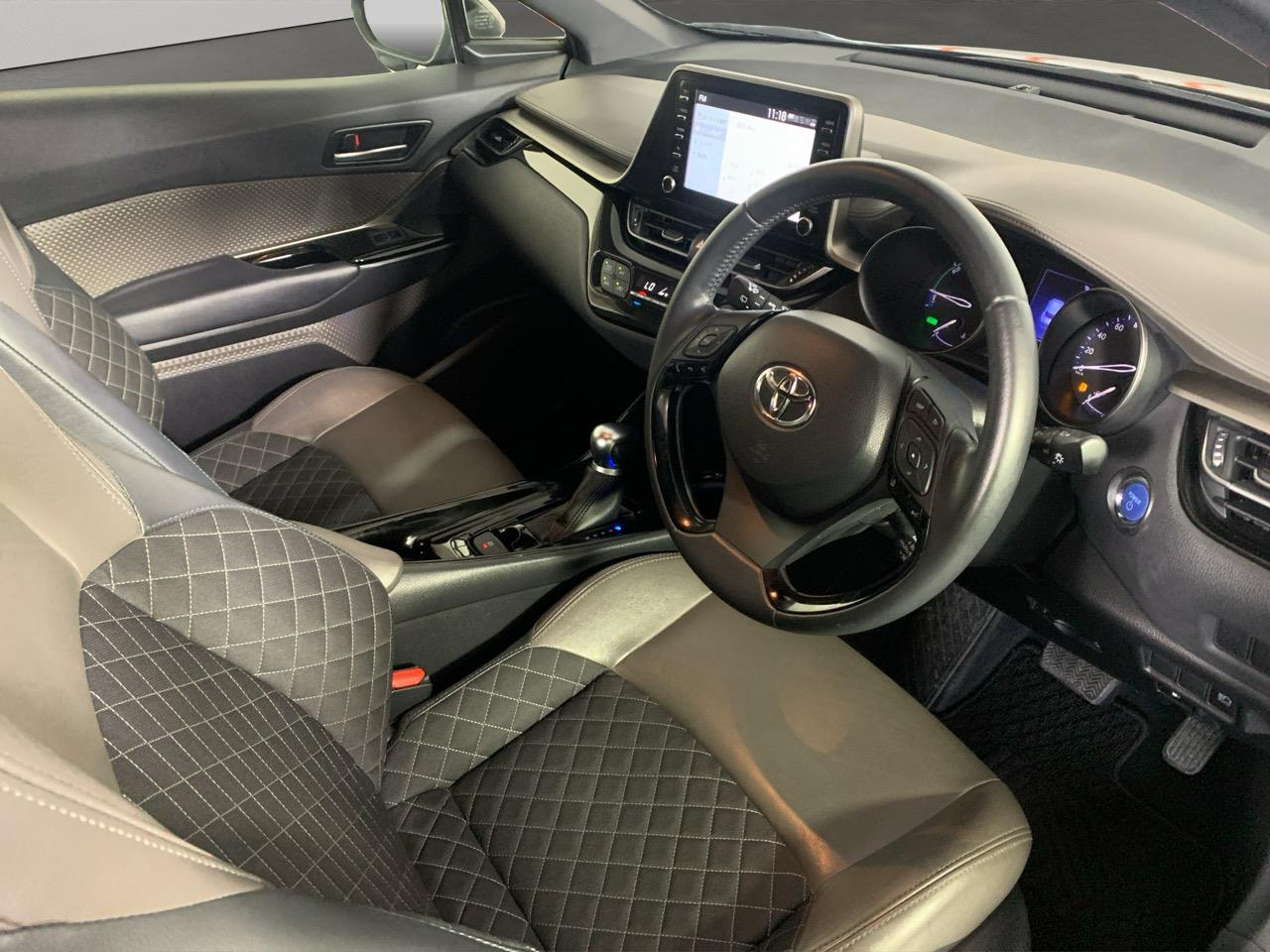 2020 Toyota C-HR Hybrid G RV/SUV CRUISE CONTROL + REVERSING CAMERA +  AUTO LIGHTS