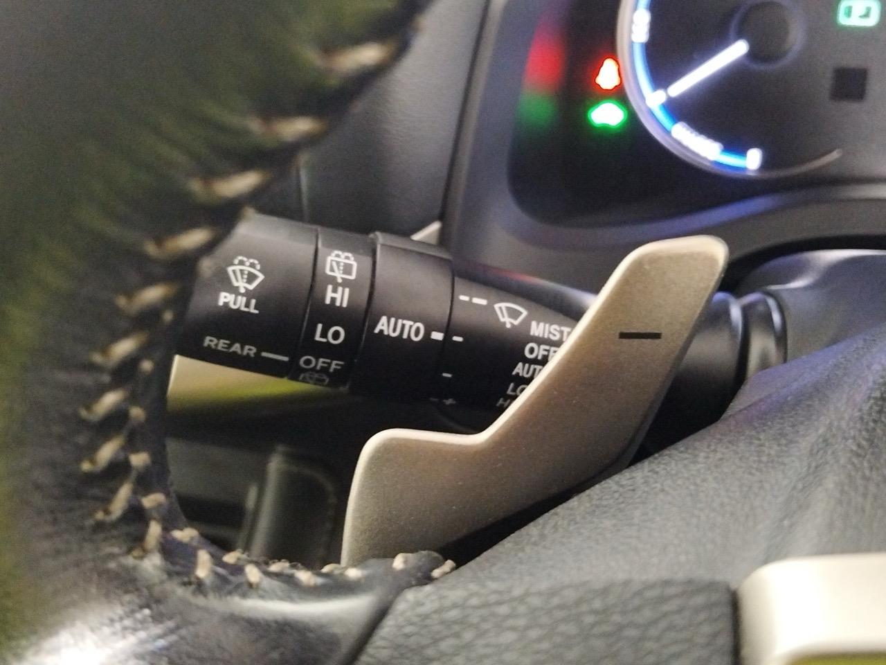 2015 Lexus CT200h Version C Hatchback PADDLE SHIFT + CRUISE CONTROL + PUSH SRART