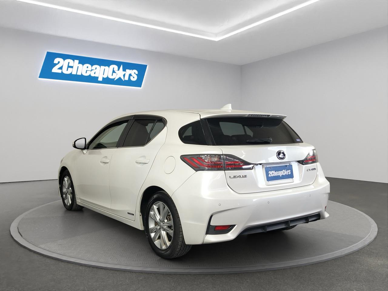 2015 Lexus CT200h Version C Hatchback PADDLE SHIFT + CRUISE CONTROL + PUSH SRART