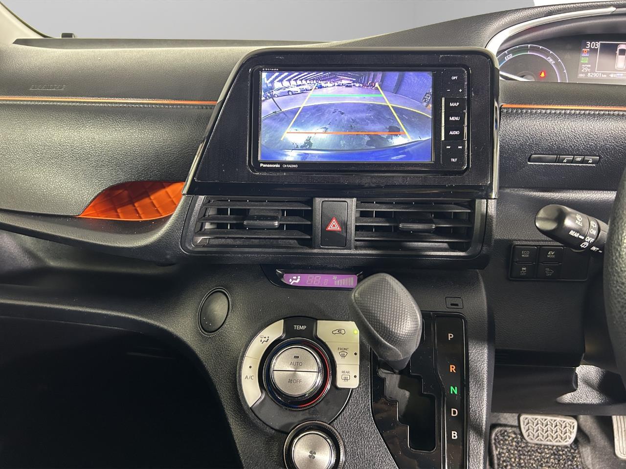 2016 Toyota Sienta HYBRID X Hatchback REVERSING CAMERA + GREAT SPACE AND FUEL EFFICIENCY