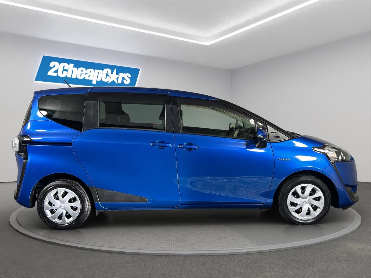 2016 Toyota Sienta HYBRID X Hatchback REVERSING CAMERA + GREAT SPACE AND FUEL EFFICIENCY