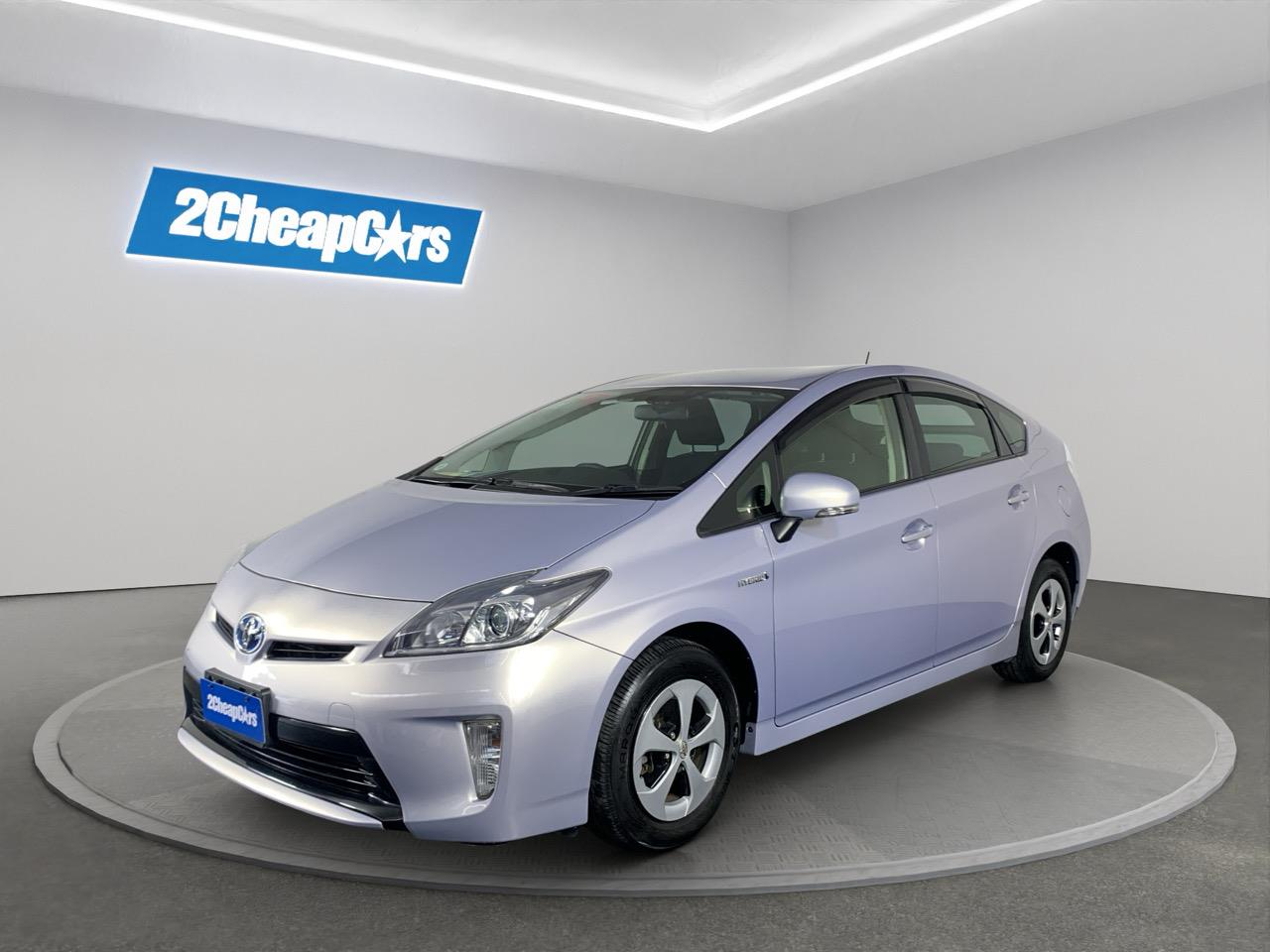 2014 Toyota Prius Hybrid Hatchback