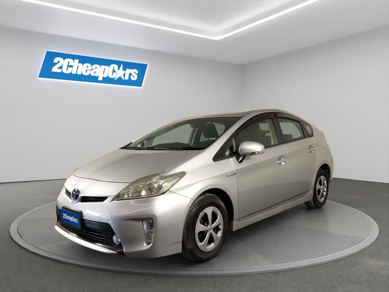 2013 Toyota Prius G Hatchback