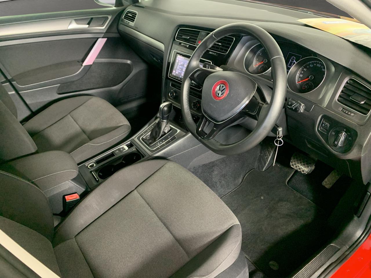 2015 Volkswagen Golf TSI Comfortline Premium Editio Hatchback LOW KM + REVERSING CAMERA