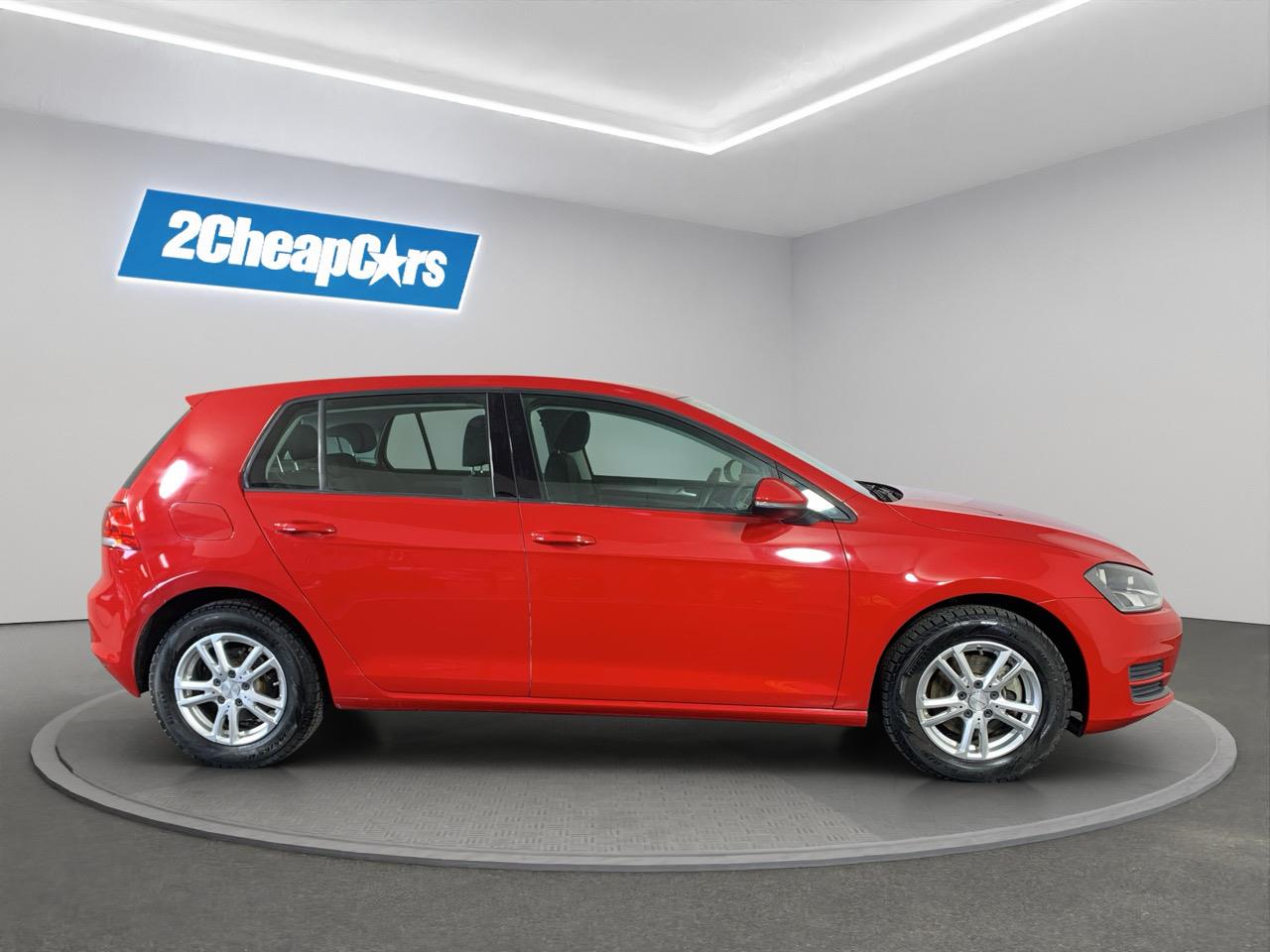2015 Volkswagen Golf TSI Comfortline Premium Editio Hatchback LOW KM + REVERSING CAMERA